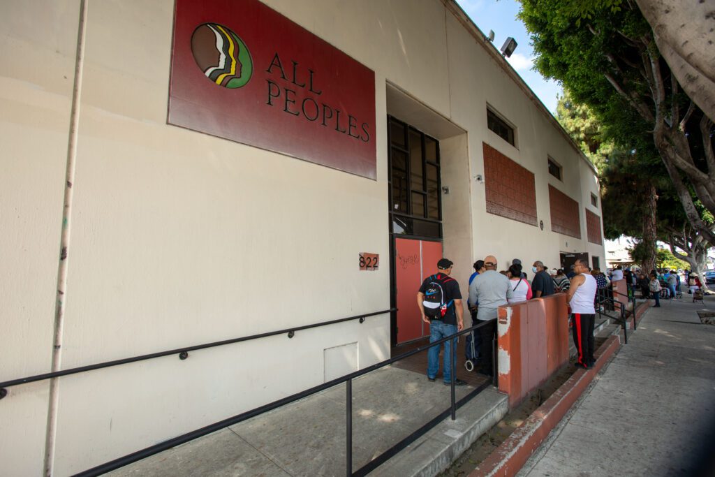 All Peoples Community Center food distribution
