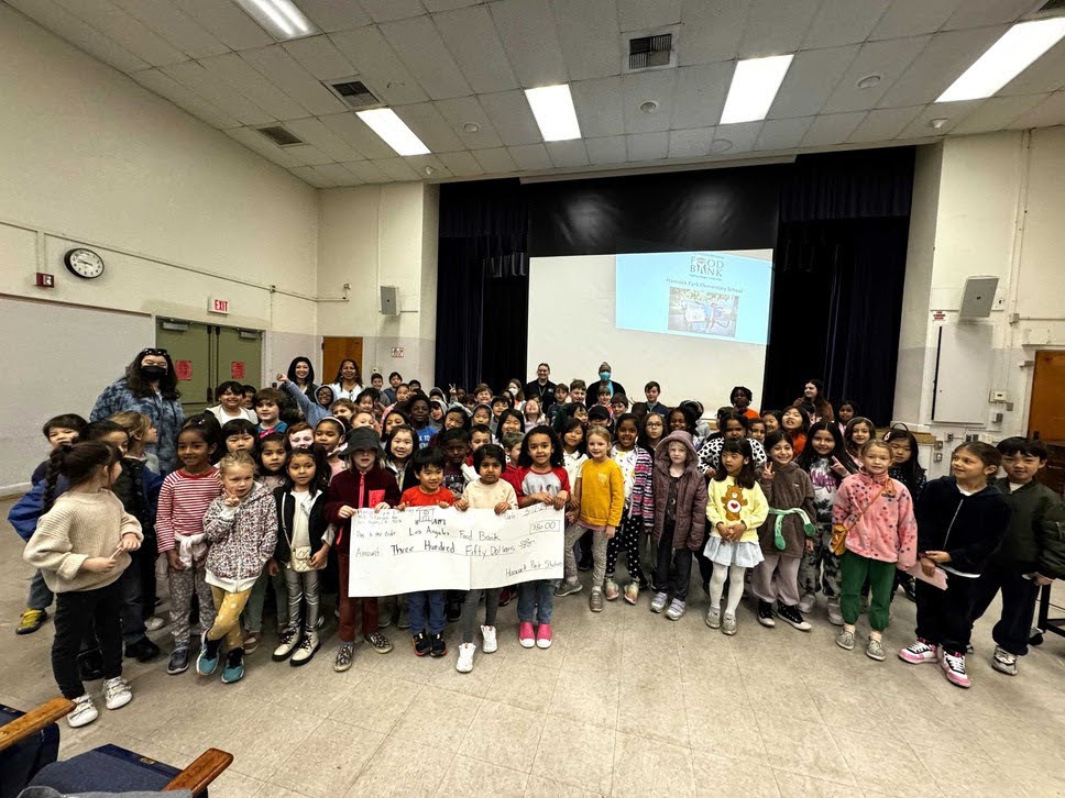 Hancock Park Elementary School students